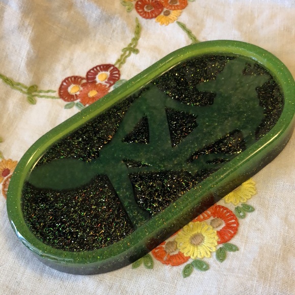 Handmade resin witch tray - Picture 2 of 5